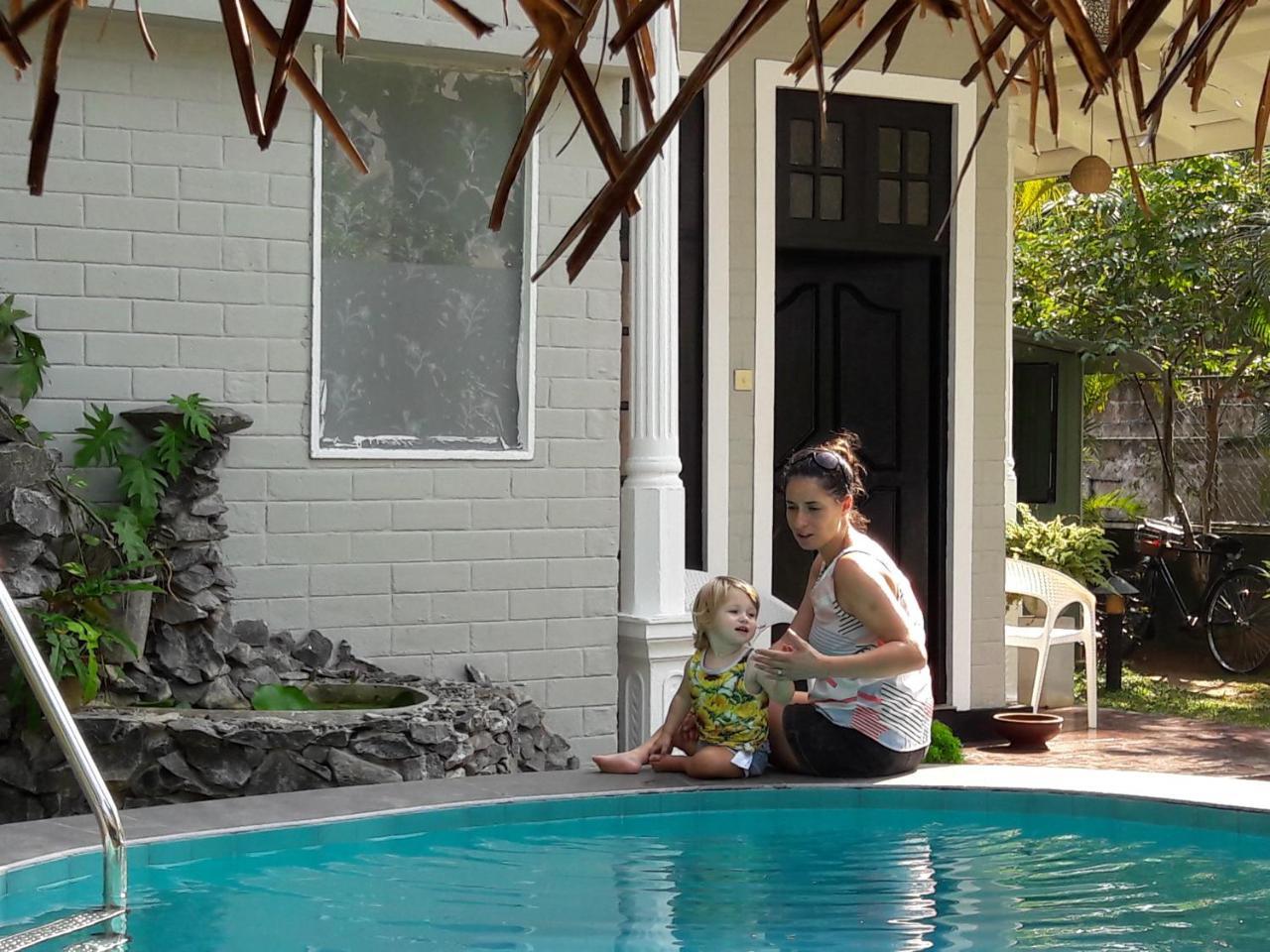 Mihilaka Holiday Homes Вадува Екстериор снимка